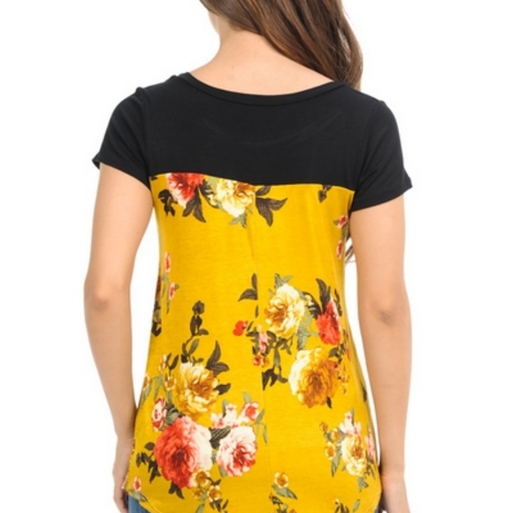 Floral Top - Picture 3 of 3